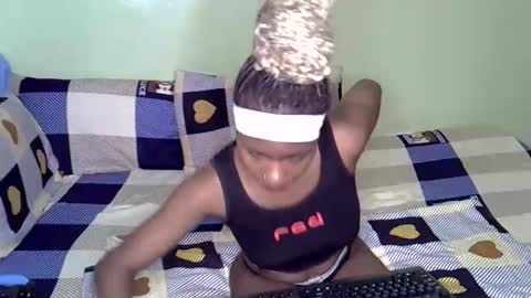 tastie_t online show from February 22, 12:04 pm