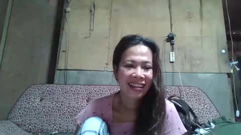 tasty_olive online show from September 16, 4:35 am
