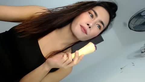 Vannesa online show from November 2, 5:32 am