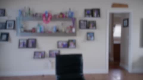 veronicabrian online show from May 1, 5:06 pm