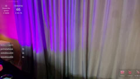 Snapshot of tati_cardenas chatting on March 8, 10:32 am AME online show from March 8, 10:32 am