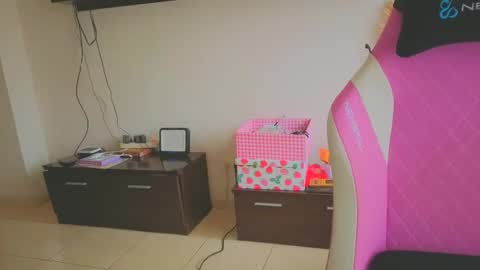 Snapshot of tatiana2224 chatting on March 24, 8:41 am tatiana2224 online show from March 24, 8:41 am