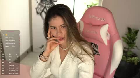 Snapshot of tatiana__cortes18 chatting on April 5, 8:50 pm Sofia But You can call me Sofi online show from April 5, 8:50 pm