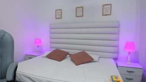 tatiana_arboleda online show from February 6, 3:22 am