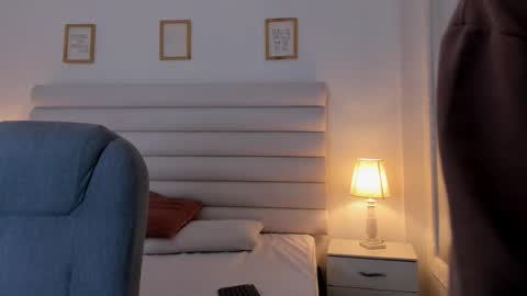 Snapshot of tatiana_arboleda chatting on March 9, 3:32 am tatiana_arboleda online show from March 9, 3:32 am