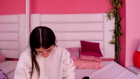 Snapshot of tatiana_arboleda chatting on March 26, 3:56 am tatiana_arboleda online show from March 26, 3:56 am