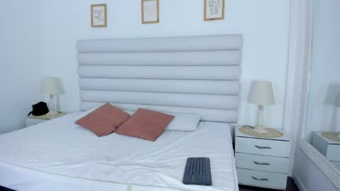 Snapshot of tatiana_arboleda chatting on March 28, 3:17 am tatiana_arboleda online show from March 28, 3:17 am