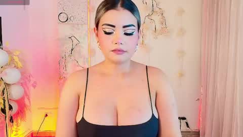 Snapshot of tatiana_ruiiz chatting on April 14, 2:06 am Tatiana online show from April 14, 2:06 am