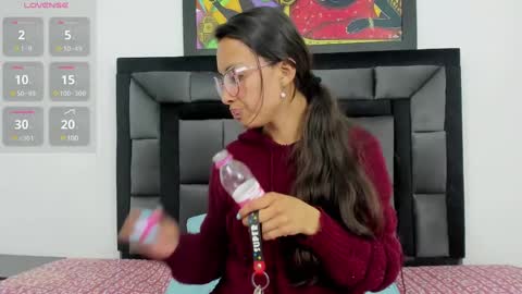 Tati online show from January 3, 8:54 pm