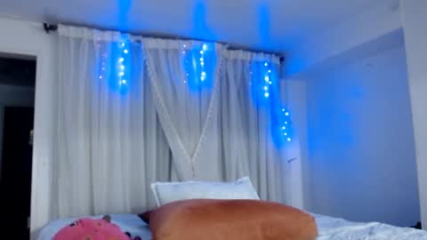 tatiana giraldo online show from January 14, 2:08 am