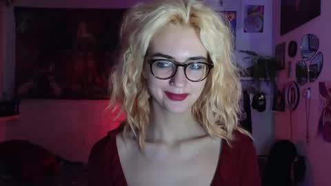 Snapshot of tatianaromanova chatting on March 23, 9:30 pm Tatiana online show from March 23, 9:30 pm