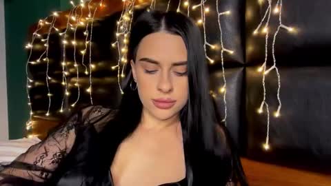 Tati online show from January 17, 5:49 pm