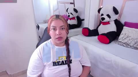 tatikanyx online show from March 25, 12:00 pm