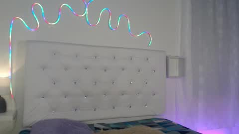 Snapshot of tatixxxvega chatting on October 6, 1:19 pm tatix online show from October 6, 1:19 pm