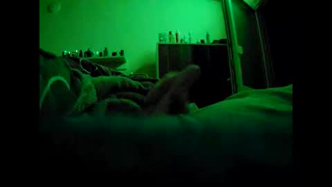 Snapshot of tatko874482 chatting on December 1, 5:51 pm Beliqnegar online show from December 1, 5:51 pm