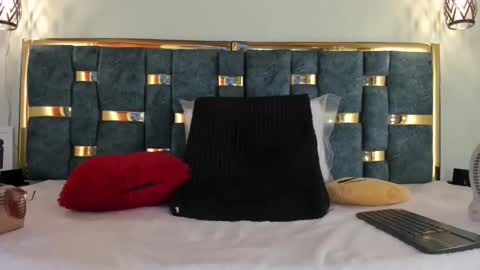 tattaa 3 online show from October 3, 11:40 am