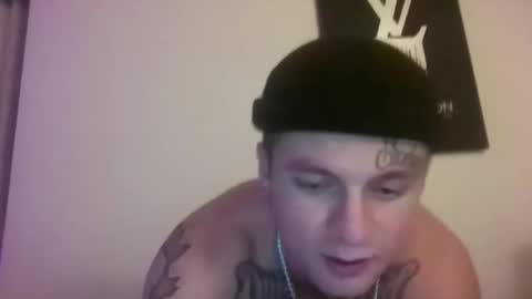 Snapshot of tattedblondec4 chatting on June 5, 6:52 am tattedblondec4 online show from June 5, 6:52 am