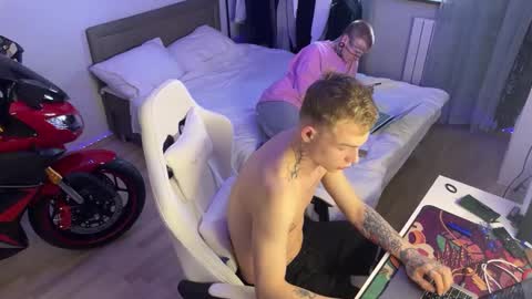 Alex but u can call me Theo online show from March 11, 7:36 am