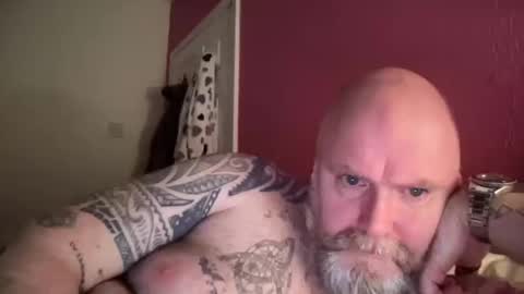 Tattooeddilf 01 online show from January 15, 3:11 am