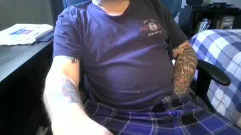 Snapshot of tatts_loves_tattas1 chatting on March 13, 2:23 pm TattsLovesTattas online show from March 13, 2:23 pm