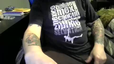 Snapshot of tatts_loves_tattas1 chatting on March 18, 2:09 pm TattsLovesTattas online show from March 18, 2:09 pm