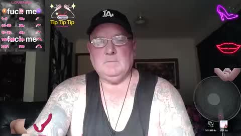 tattzsexy online show from February 17, 6:10 am