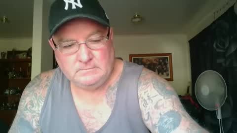 tattzsexy online show from February 26, 11:04 pm