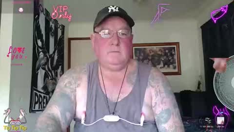 tattzsexy online show from May 17, 2:09 am