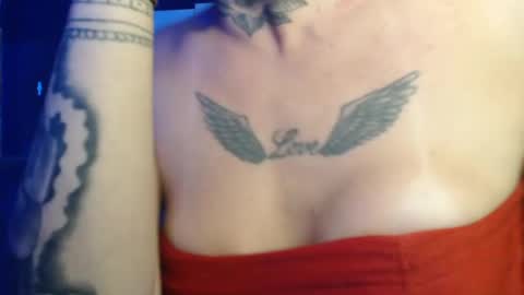 Snapshot of tatuada_safada chatting on July 23, 9:51 am tatuada_safada online show from July 23, 9:51 am