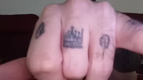 Snapshot of tatuadorhotxxx chatting on June 5, 10:21 am Tatuado20cm online show from June 5, 10:21 am