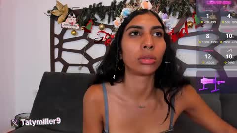 Snapshot of taty_miller chatting on December 25, 4:11 pm Taty Miller online show from December 25, 4:11 pm