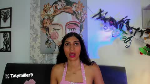 Snapshot of taty_miller chatting on December 28, 8:15 pm Taty Miller online show from December 28, 8:15 pm