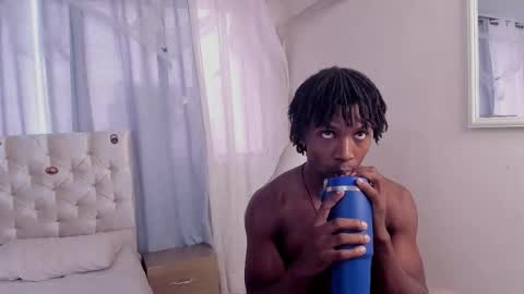 tau_montes online show from October 21, 3:57 pm