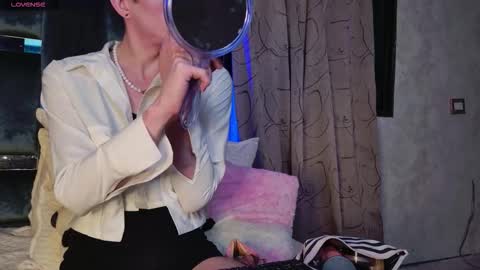 taurito___ online show from October 7, 6:10 am