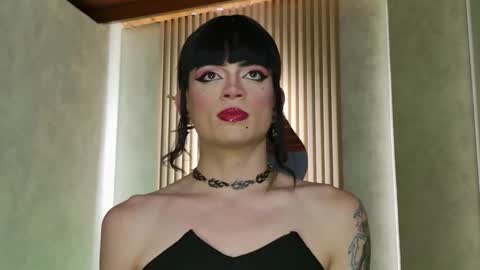 taurito___ online show from December 19, 11:01 pm