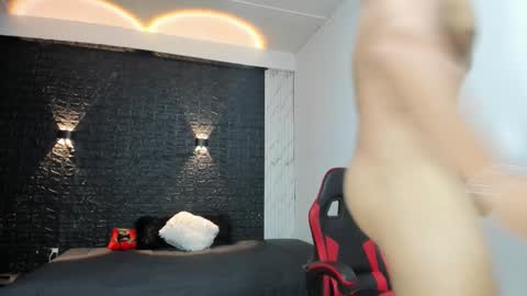 Snapshot of taurus_boy1 chatting on March 8, 11:14 am T A U R U S online show from March 8, 11:14 am