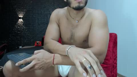 Snapshot of taurus_boy1 chatting on March 18, 10:35 pm T A U R U S online show from March 18, 10:35 pm