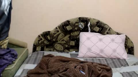 Taya online show from November 26, 5:36 pm