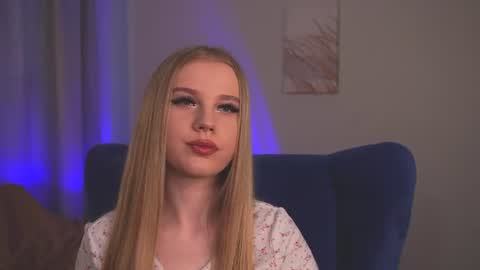 Taya online show from June 16, 3:47 pm