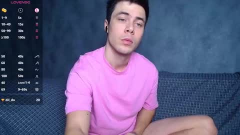 Snapshot of tayler_durden_1 chatting on November 23, 5:40 am ... online show from November 23, 5:40 am