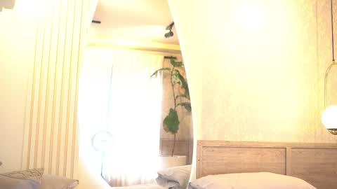 Teylor  Kim online show from October 29, 6:53 pm