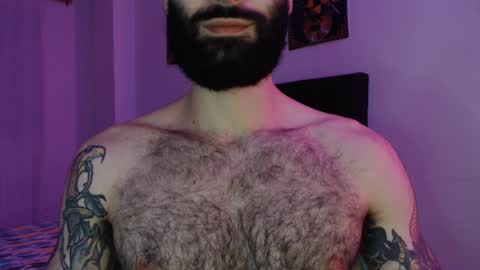 Snapshot of taylor__06 chatting on February 18, 7:43 am Taylor online show from February 18, 7:43 am