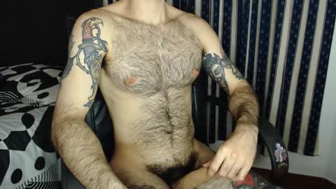 Snapshot of taylor__06 chatting on November 9, 5:06 am Taylor online show from November 9, 5:06 am