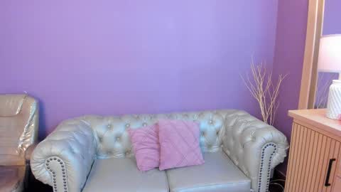 Taylor Bennet online show from September 10, 12:05 pm