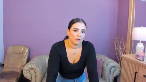 Taylor Bennet online show from September 15, 12:05 pm