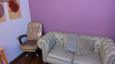 Taylor Bennet online show from October 13, 12:05 pm