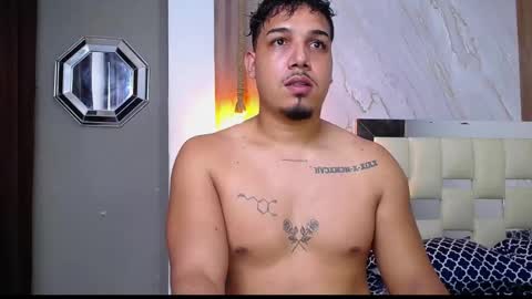 taylor_collins_2 online show from October 12, 9:58 pm