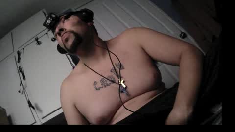 Snapshot of tayloranthony42085 chatting on January 20, 9:03 am Ch0P069420 online show from January 20, 9:03 am