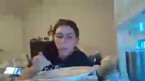 taylorslay online show from July 28, 12:07 am