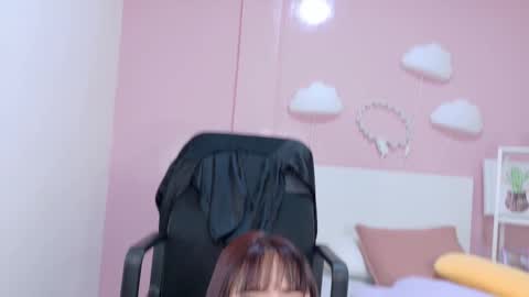 Snapshot of taylorsmitth_ chatting on November 3, 11:55 am TAYLOR online show from November 3, 11:55 am